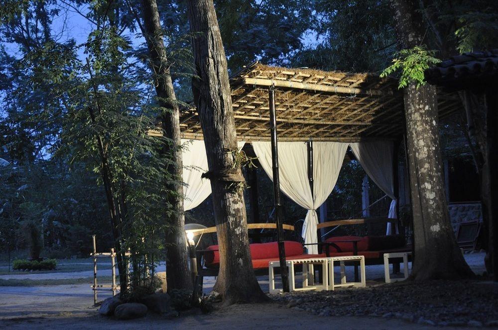 Machan Country Villa Kumarwarti Екстериор снимка
