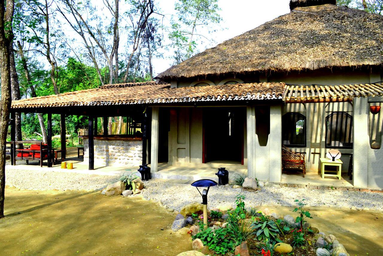 Machan Country Villa Kumarwarti Екстериор снимка