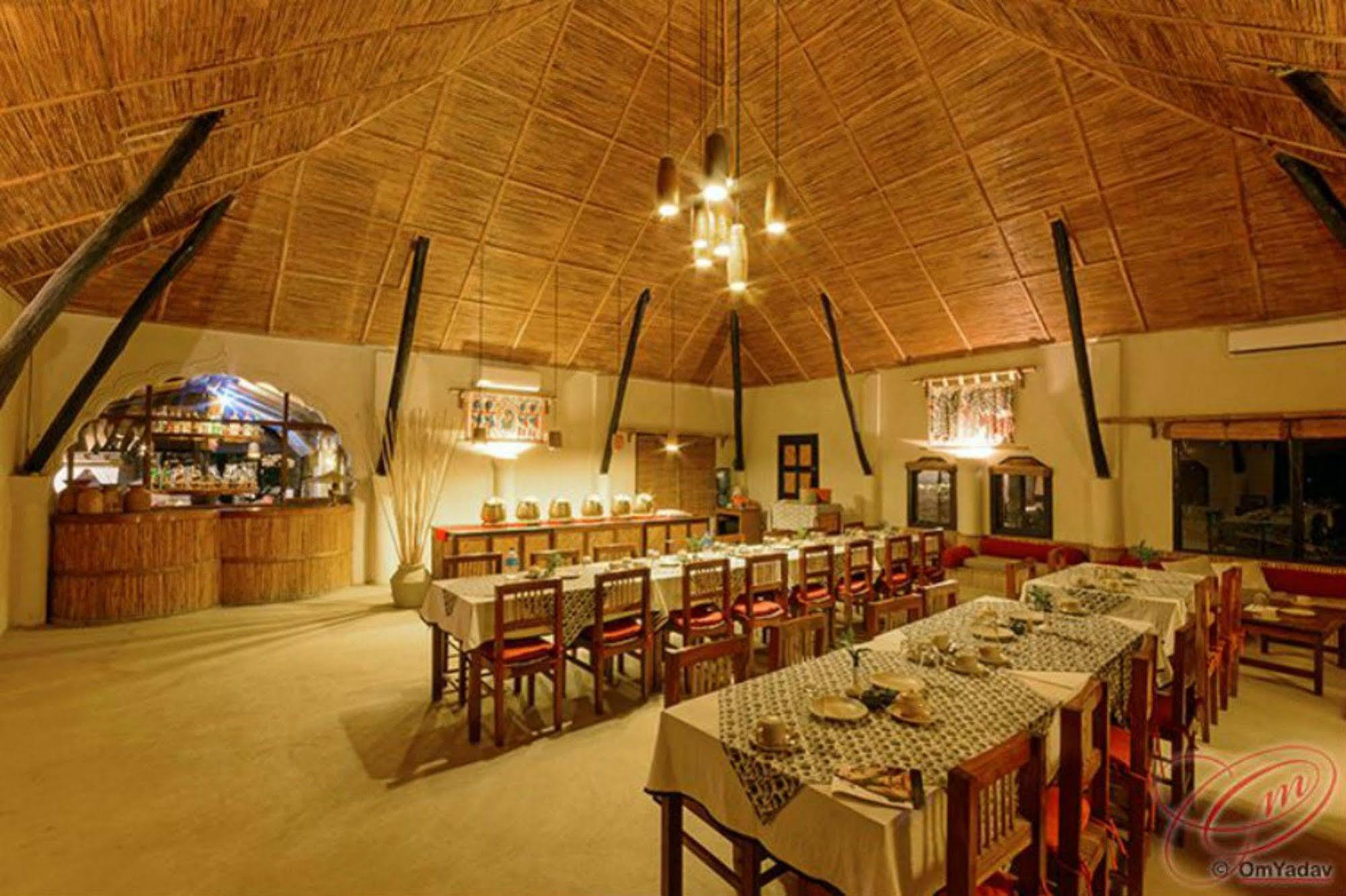 Machan Country Villa Kumarwarti Екстериор снимка